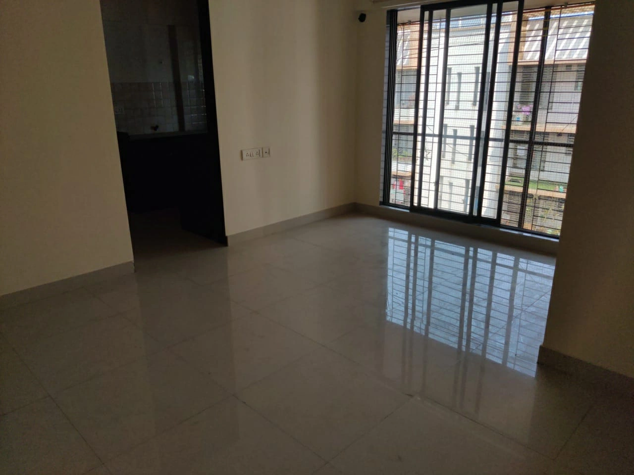 2 BHK Flat for Sale in Sethia green view , Goregaon West